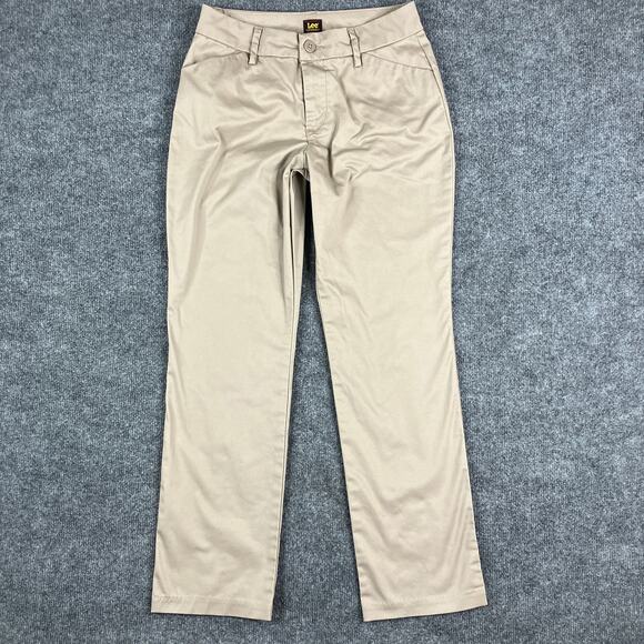 Lee Pants Women's 4 Short Khaki Wrinkle Free Straight Flat Front Casual Chino - Picture 1 of 10